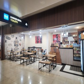 shop & dine