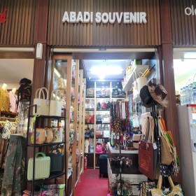 shop & dine